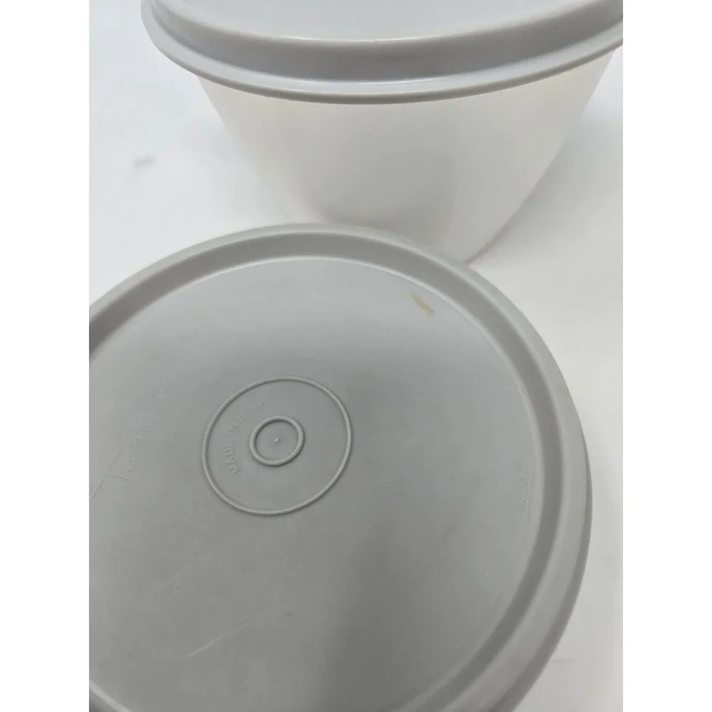 VINTAGE TUPPERWARE MISC LOT OF 10 GREY SILVER LIDS FOOD STORAGE CONTAINERS 1990S